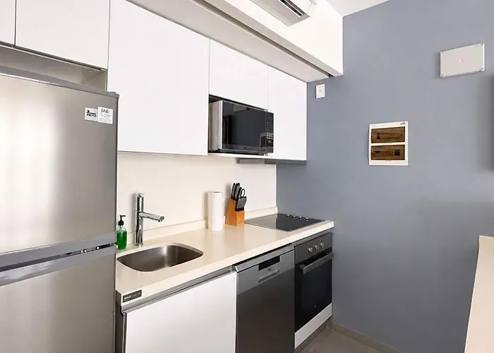 Quiet Pool-view 1br Near 5th Avenue * Playa del Carmen