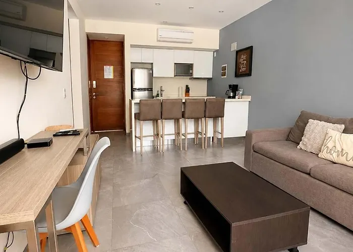 Dom wakacyjny Quiet Pool-view 1br Near 5th Avenue Playa del Carmen
