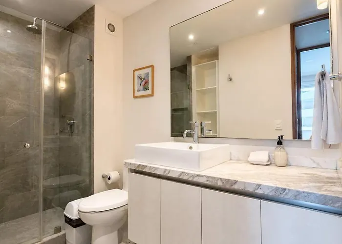 Quiet Pool-view 1br Near 5th Avenue *