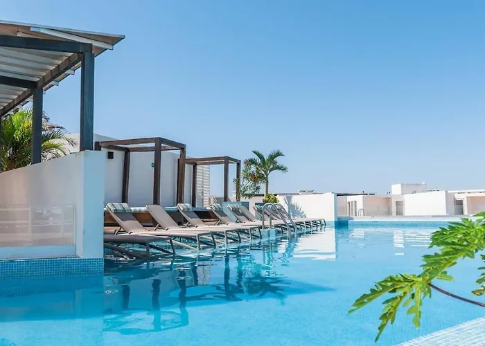 Quiet Pool-view 1br Near 5th Avenue Playa del Carmen